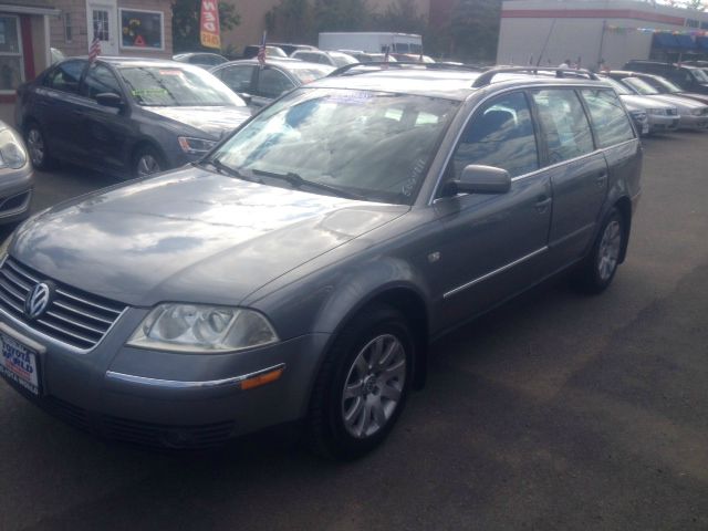 Volkswagen Passat 2003 photo 3