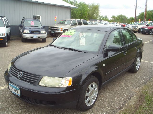 Volkswagen Passat 2003 photo 2