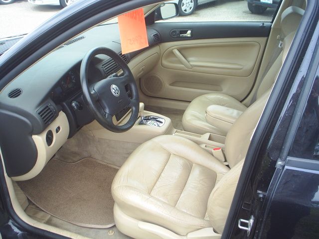 Volkswagen Passat 2003 photo 8