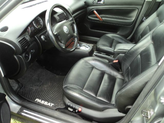 Volkswagen Passat 2003 photo 2