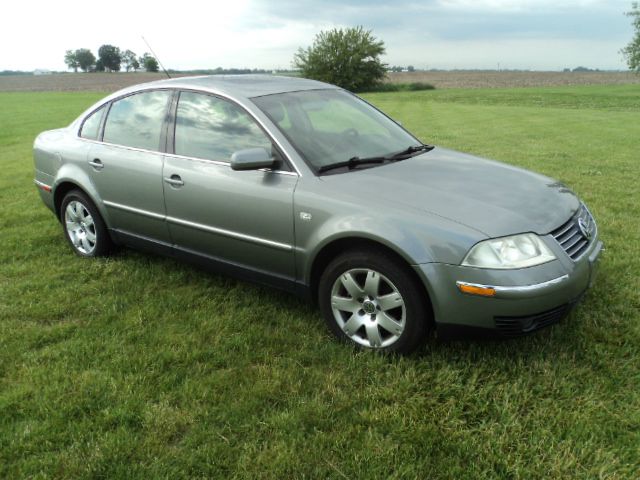 Volkswagen Passat 2003 photo 4