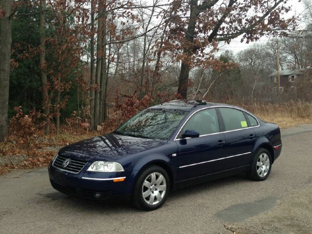 Volkswagen Passat 2003 photo 4