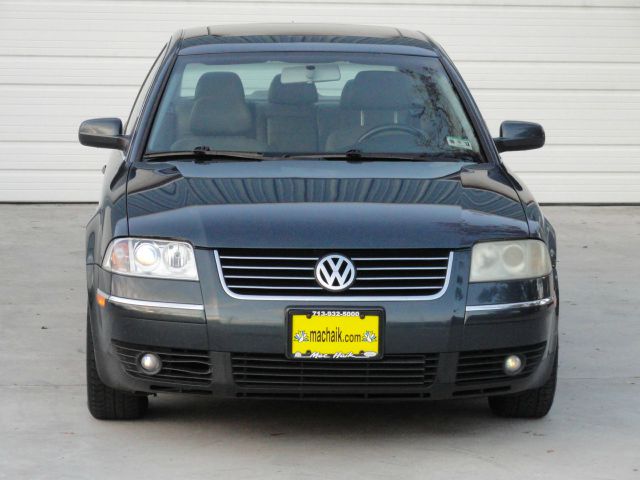 Volkswagen Passat 2003 photo 4