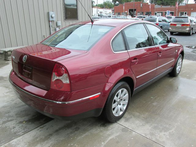 Volkswagen Passat 2003 photo 30