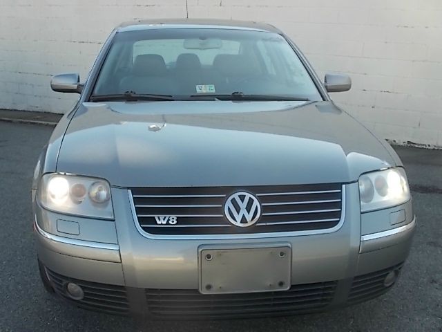 Volkswagen Passat 2003 photo 3