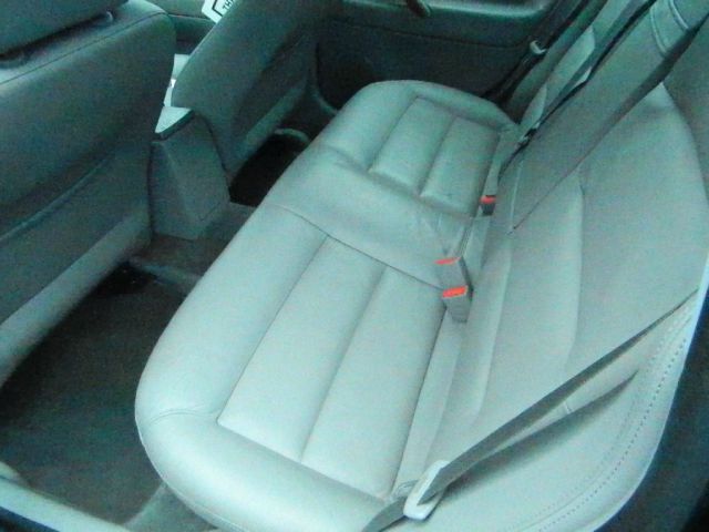 Volkswagen Passat 2003 photo 9