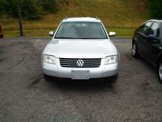 Volkswagen Passat 2003 photo 4