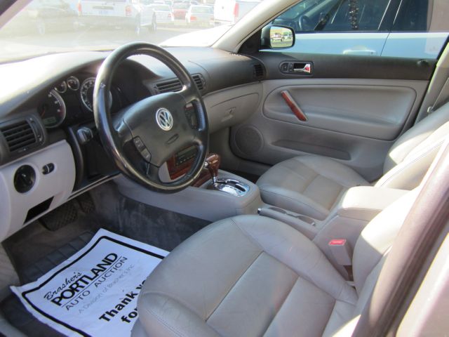 Volkswagen Passat 2003 photo 3