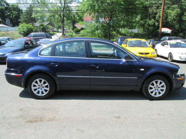 Volkswagen Passat 2003 photo 6