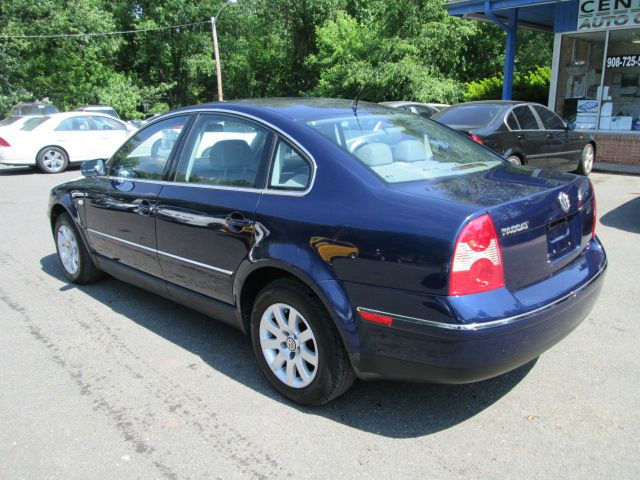 Volkswagen Passat 2003 photo 7