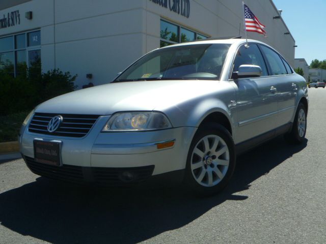 Volkswagen Passat 2003 photo 21