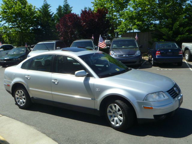 Volkswagen Passat 2003 photo 6