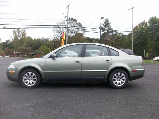 Volkswagen Passat 2003 photo 3