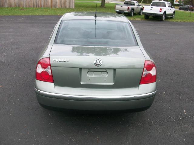 Volkswagen Passat 2003 photo 5