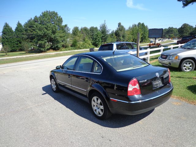 Volkswagen Passat 2003 photo 4