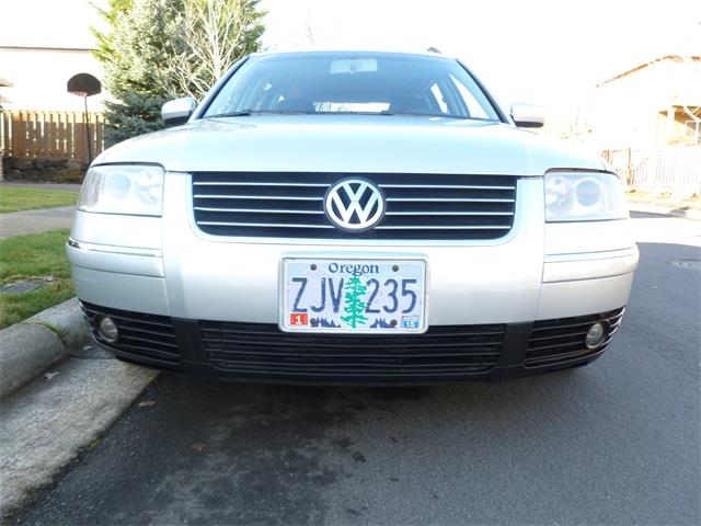 Volkswagen Passat 2003 photo 1