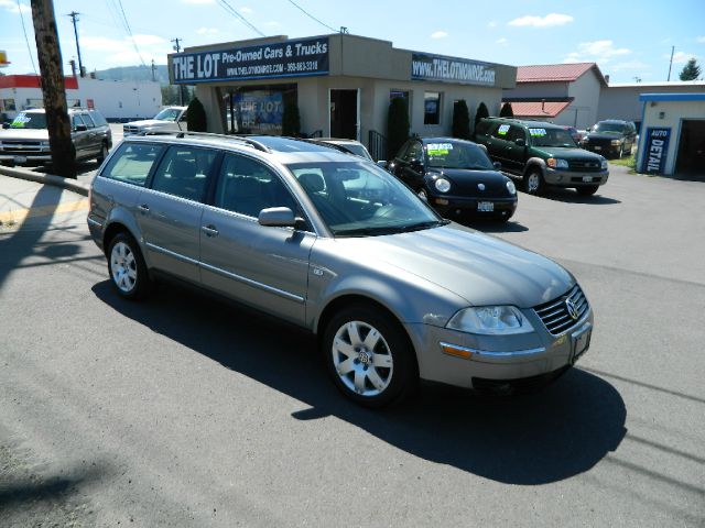 Volkswagen Passat 2003 photo 4