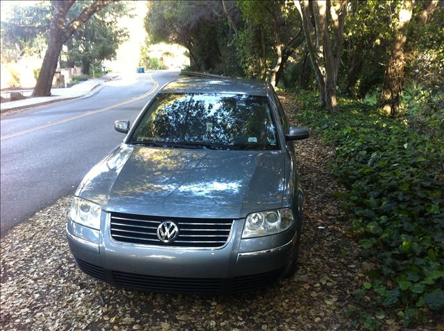 Volkswagen Passat 2003 photo 3