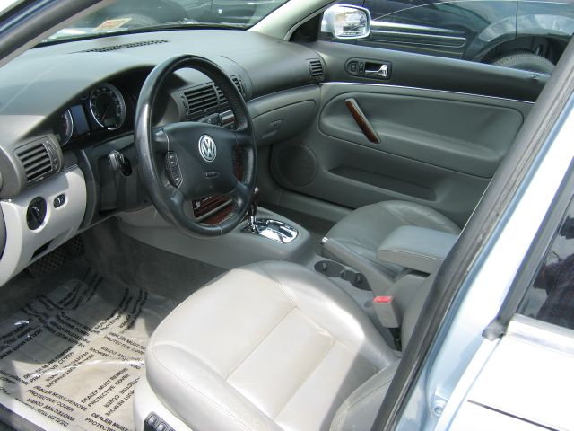 Volkswagen Passat 2003 photo 4