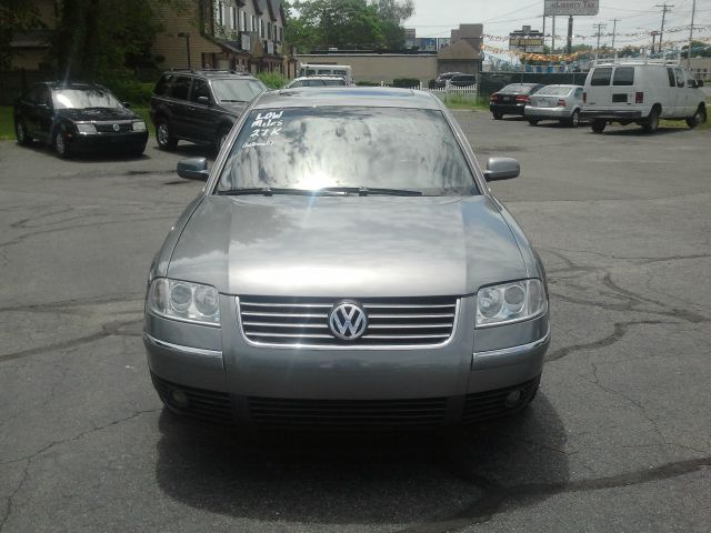 Volkswagen Passat 2003 photo 3