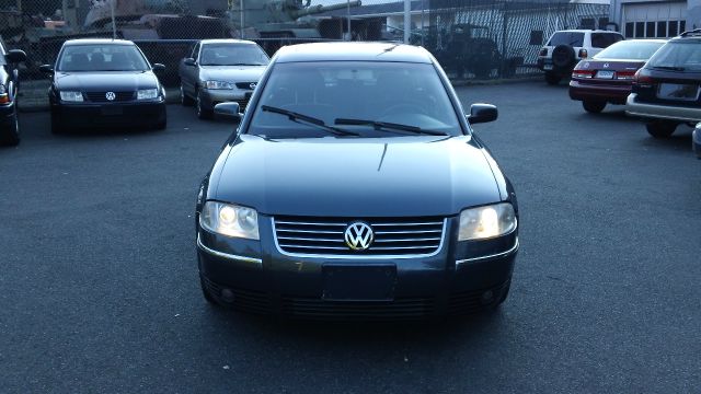 Volkswagen Passat 2003 photo 3