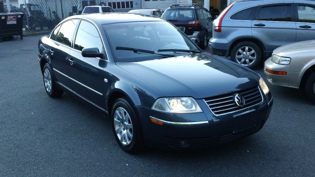 Volkswagen Passat 2003 photo 4