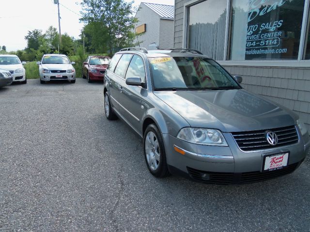 Volkswagen Passat 2003 photo 4