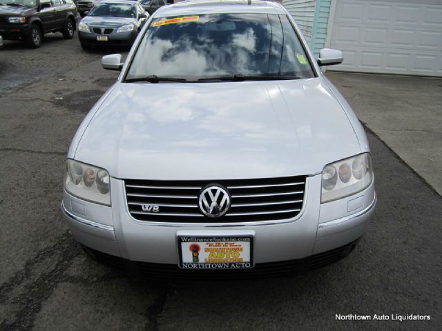 Volkswagen Passat 2003 photo 2