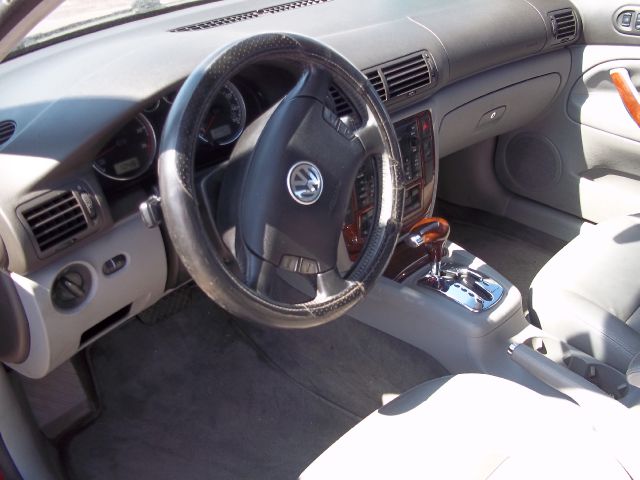 Volkswagen Passat 2003 photo 4