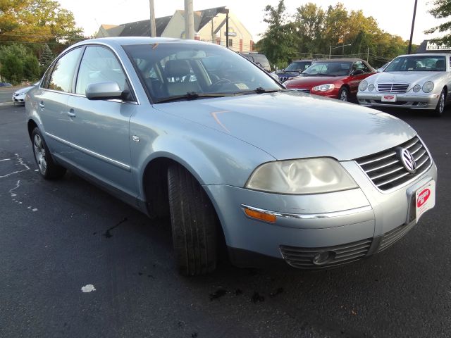 Volkswagen Passat 2003 photo 3