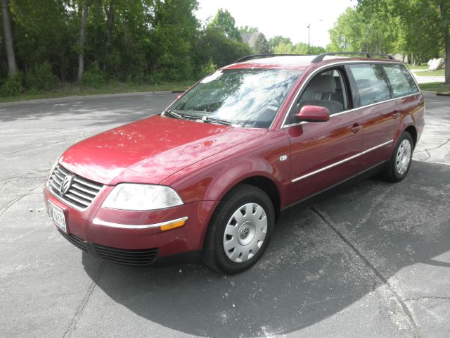 Volkswagen Passat 2003 photo 1