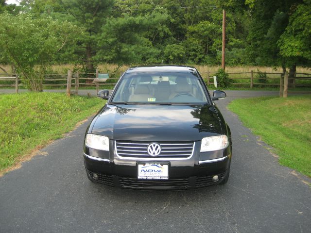 Volkswagen Passat 2004 photo 4