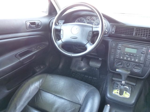 Volkswagen Passat 2004 photo 5