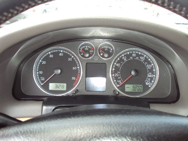 Volkswagen Passat 2004 photo 11