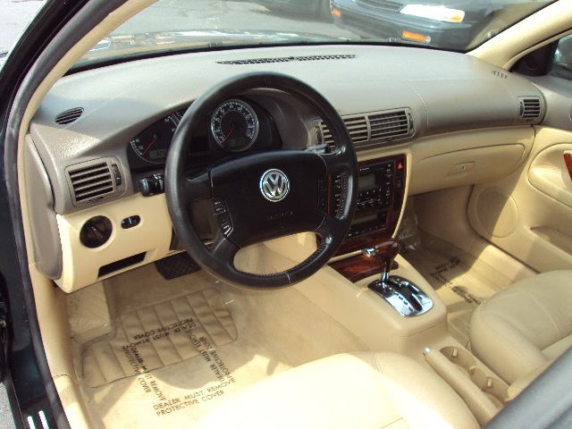 Volkswagen Passat 2004 photo 5