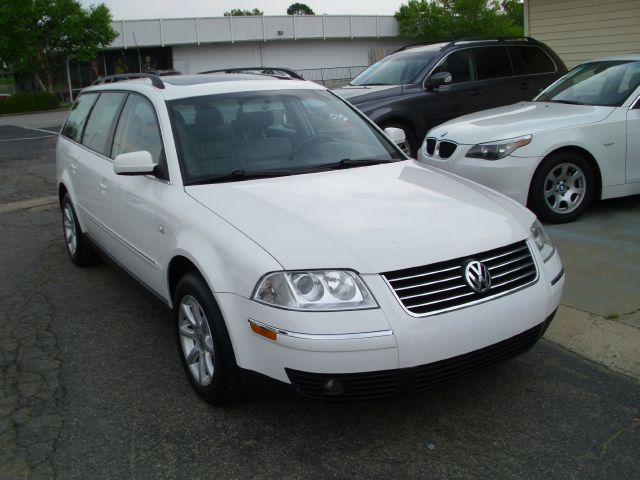 Volkswagen Passat 2004 photo 3