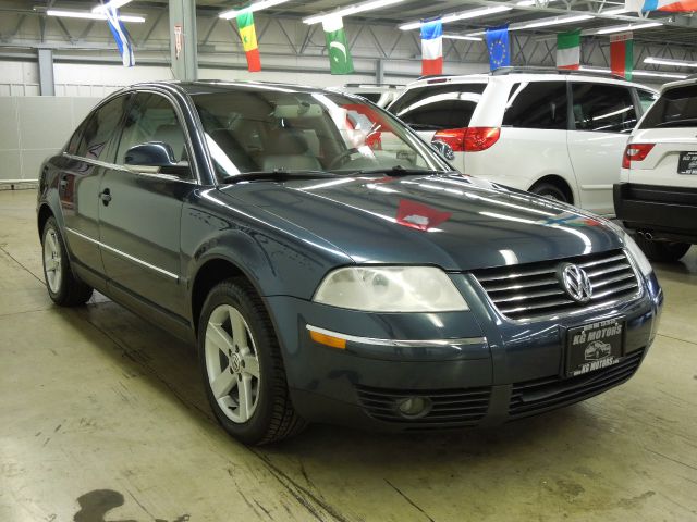 Volkswagen Passat 2004 photo 19