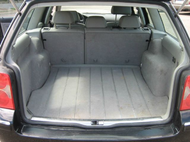 Volkswagen Passat 2004 photo 6