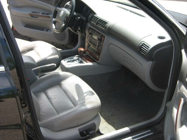 Volkswagen Passat 2004 photo 7