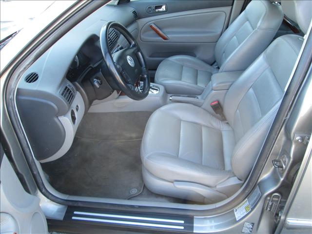 Volkswagen Passat 2004 photo 5