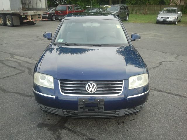 Volkswagen Passat 2004 photo 3