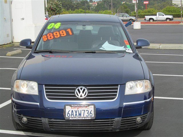 Volkswagen Passat 2004 photo 2