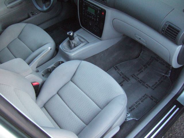 Volkswagen Passat 2004 photo 15