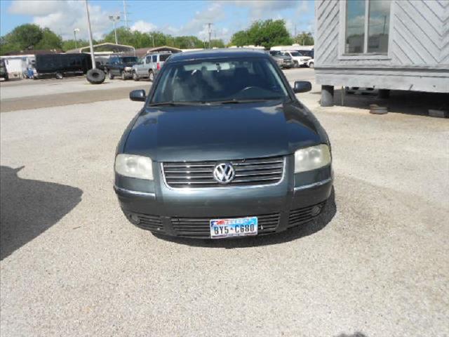 Volkswagen Passat 2004 photo 1