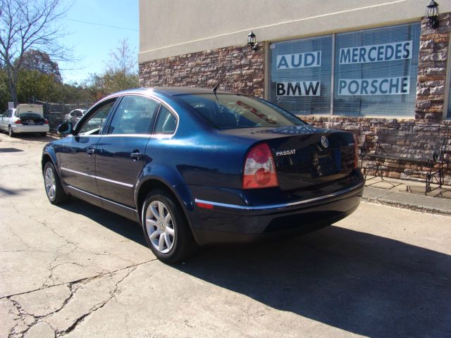 Volkswagen Passat 2004 photo 3