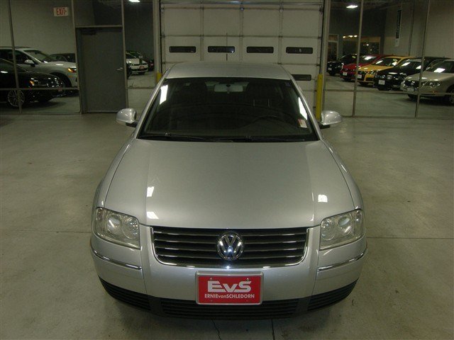 Volkswagen Passat S Sedan Unspecified