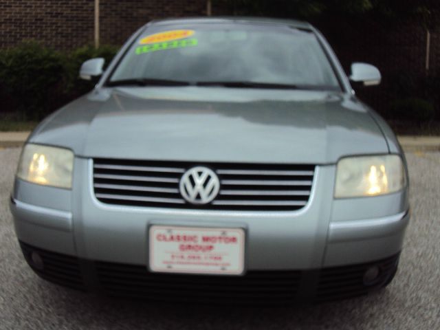 Volkswagen Passat 2004 photo 10