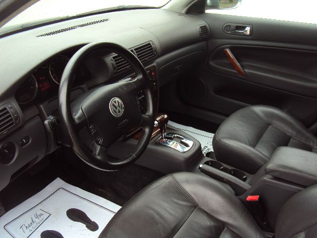 Volkswagen Passat 2004 photo 5