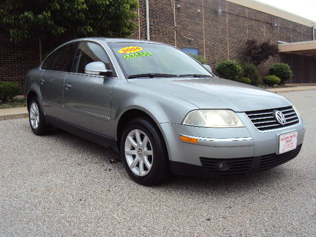 Volkswagen Passat 2004 photo 8