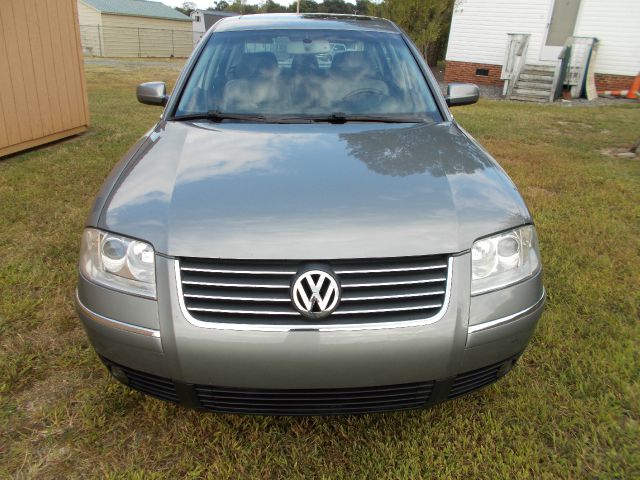 Volkswagen Passat 2004 photo 4